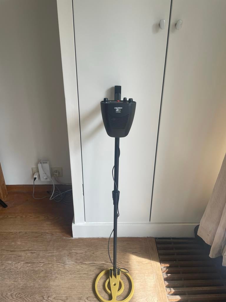 MacGyver Metaaldetector - Zo goed als nieuw, Overige merken, Instelbare gevoeligheid, Meer dan 30 cm, Ophalen of Verzenden
