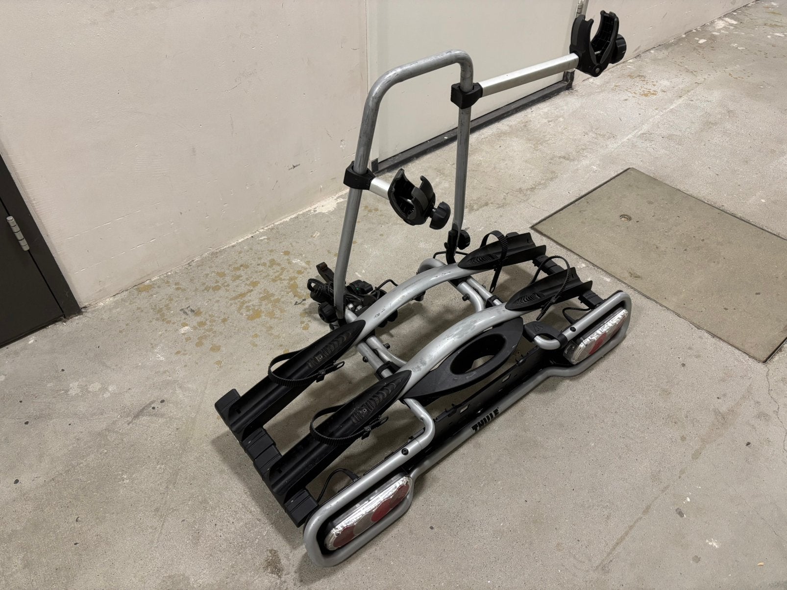 Fietsendrager Thule model 9078101, Auto diversen, Ophalen, 2 fietsen, Zo goed als nieuw, Trekhaakdrager