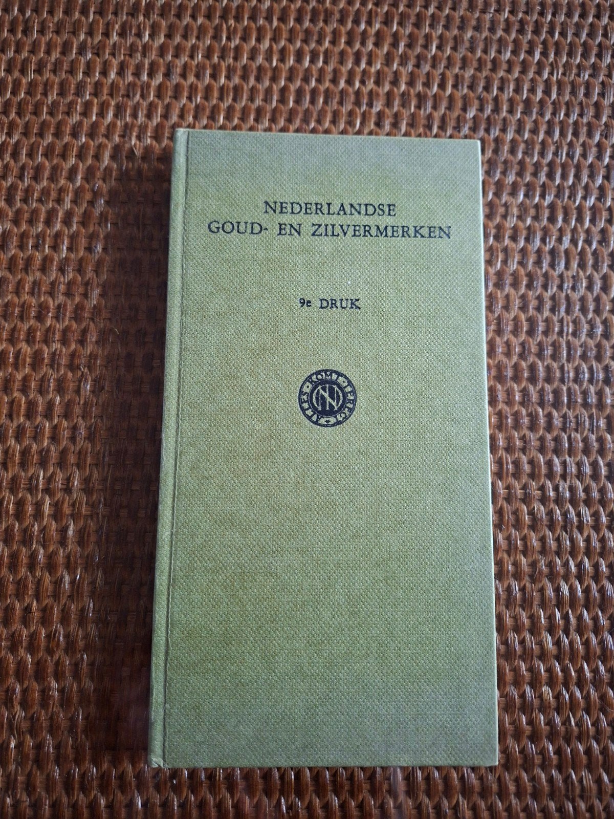 Nederlandse Goud- en Zilvermerken Voet  (Bodemvondsten), Ophalen of Verzenden, Gelezen