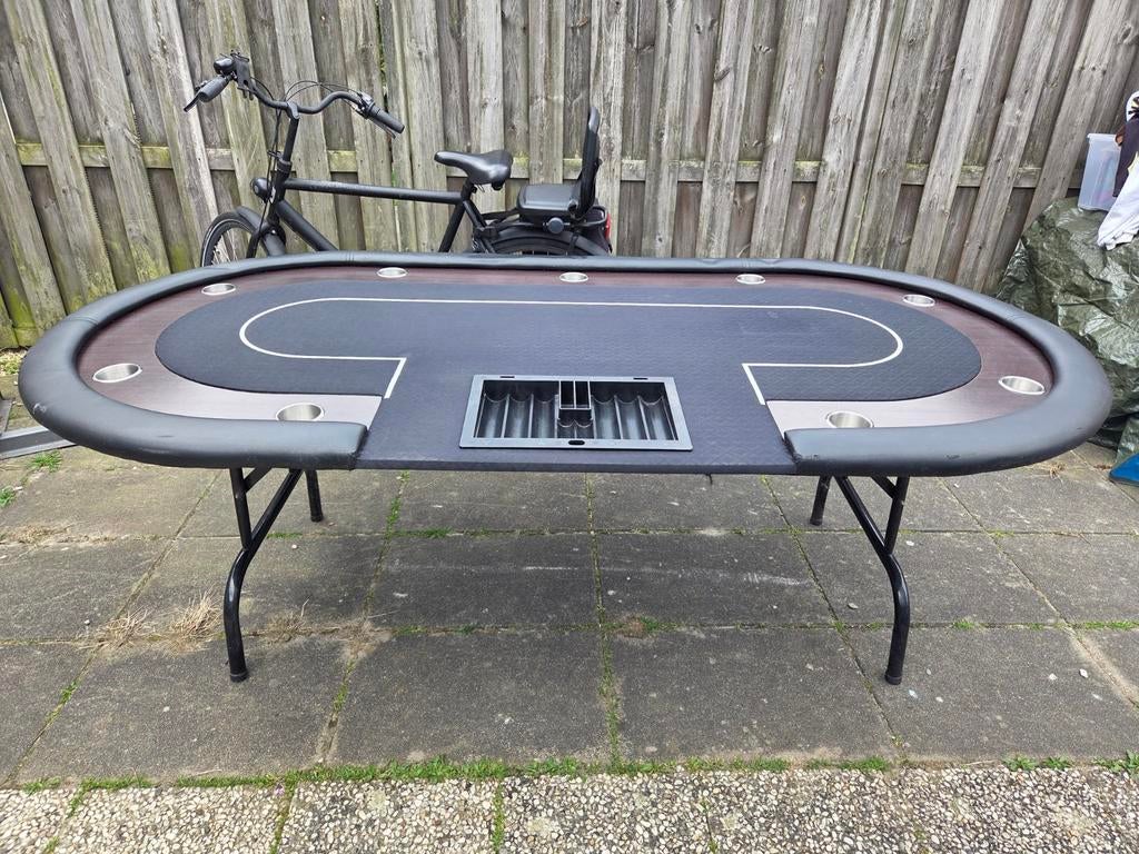 Pokertafel voor 9 personen, Ophalen, Gebruikt