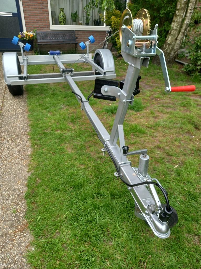 Te koop aangeboden., Watersport en Boten, Boottrailers, Ophalen of Verzenden, Gebruikt, Minder dan 6 meter, Overige typen