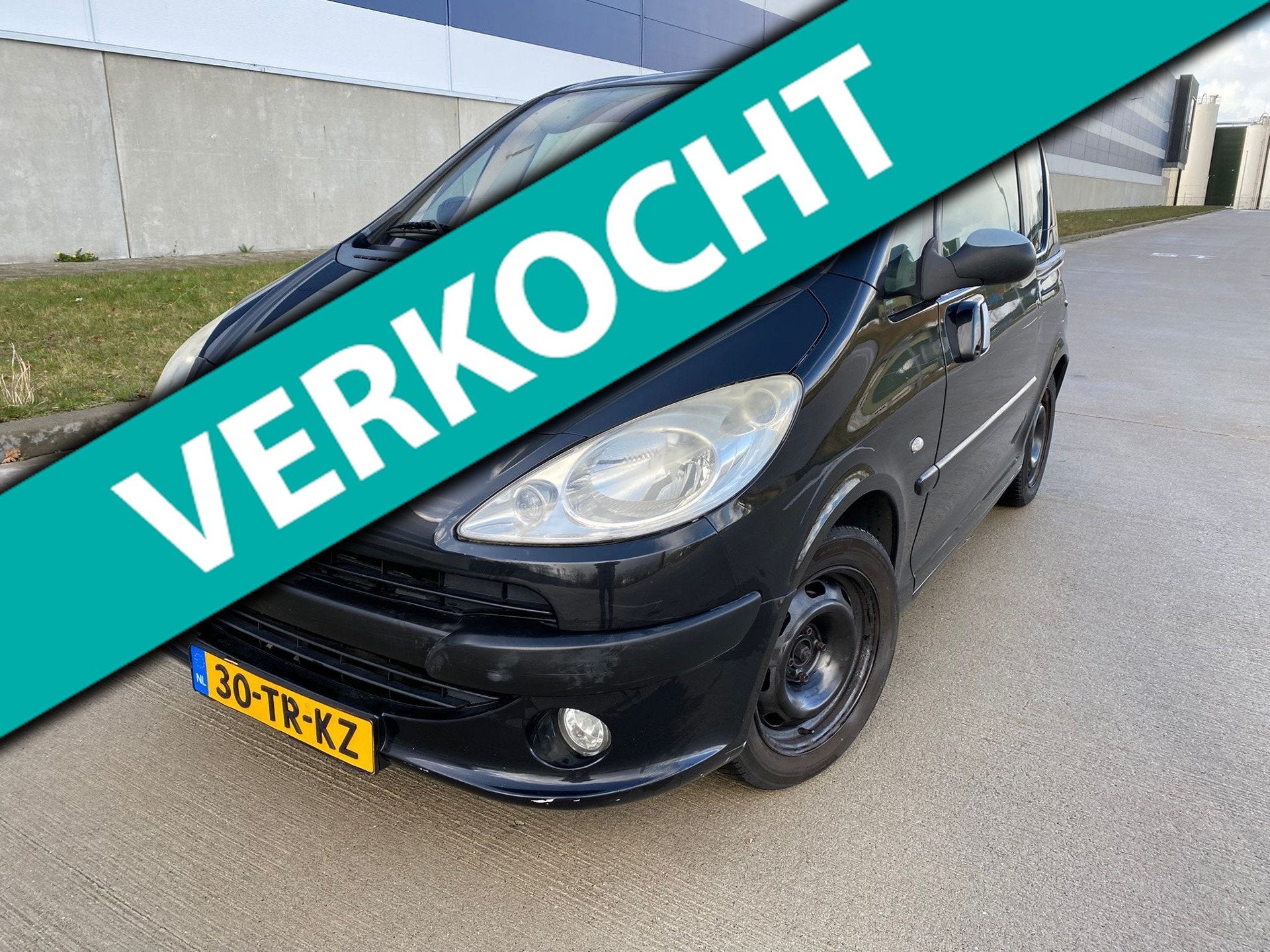 Peugeot 1007 1.4 Sesam Gentry NAP/APK/CLIMA/ELEC.RAMEN, Voorwielaandrijving, Electronic Stability Program (ESP), 4 cilinders, 4 stoelen
