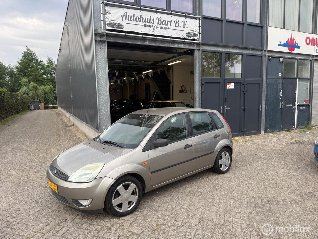 Ford Fiesta 1.4-16V Ambiente Automaat! Airco! APK! NAP Logis, 4 cilinders, Metallic lak, Origineel Nederlands, Bedrijf