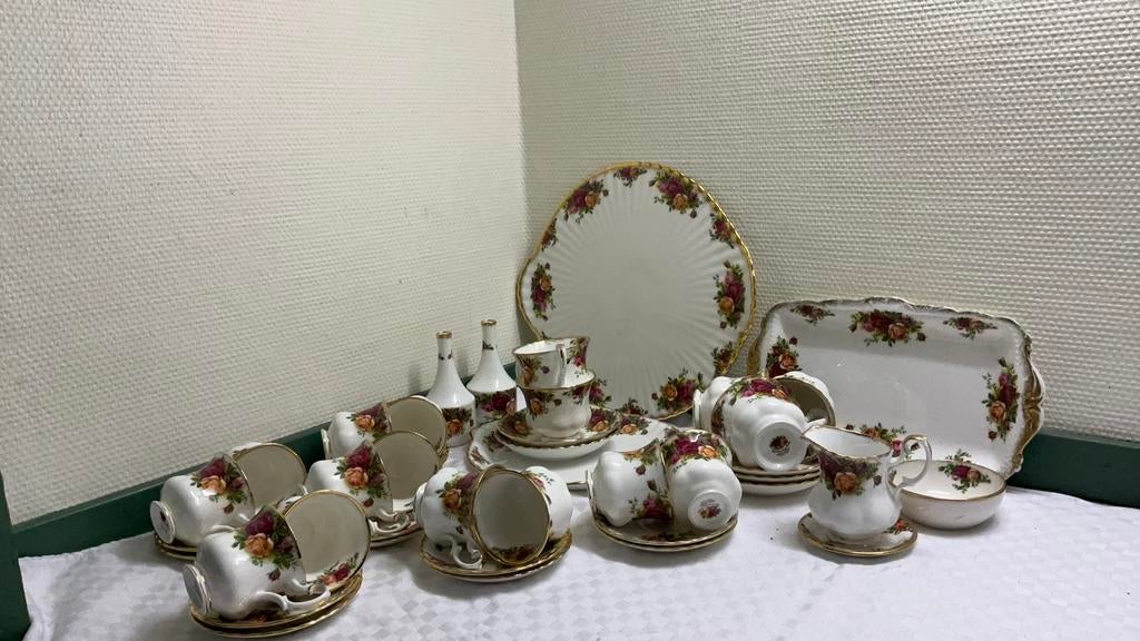 Royal Albert, old country roses, koffie thee servies, Ophalen of Verzenden