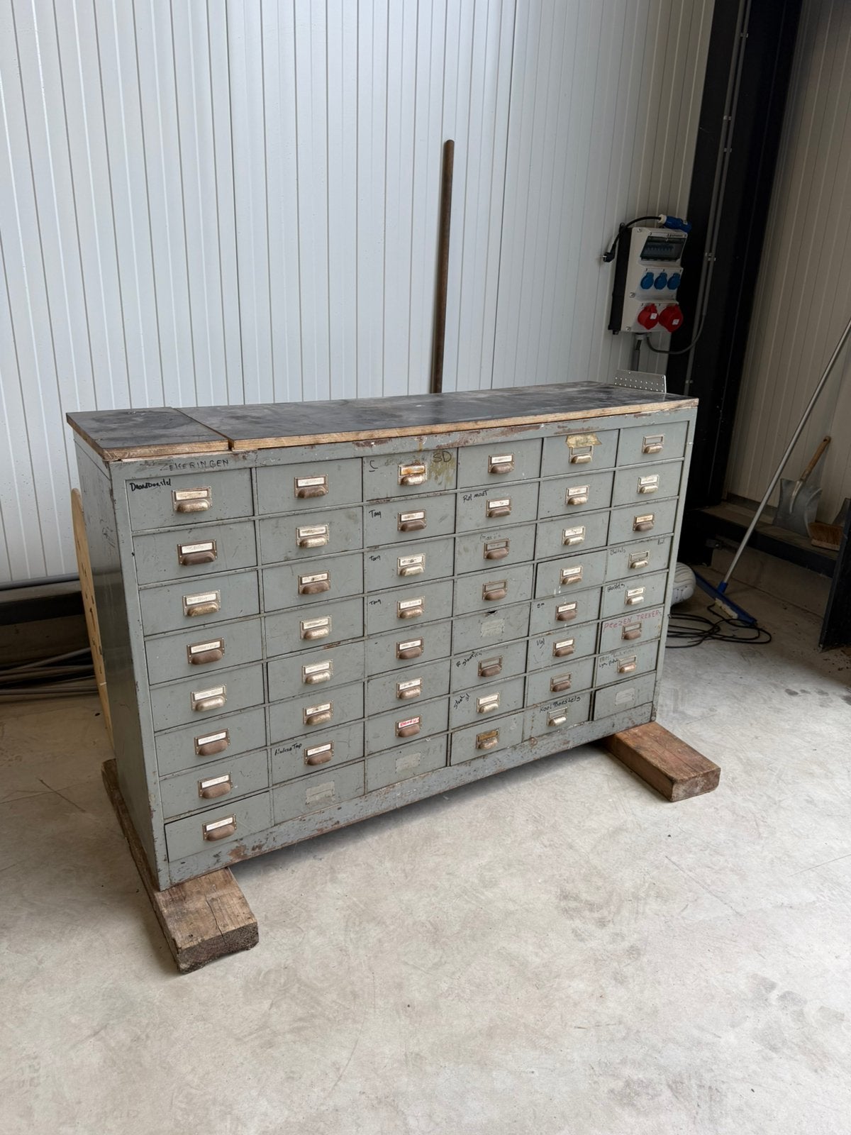 Vintage jaren 60 ijzeren ladenkast, Ophalen, Gebruikt, 50 tot 100 cm, Minder dan 100 cm