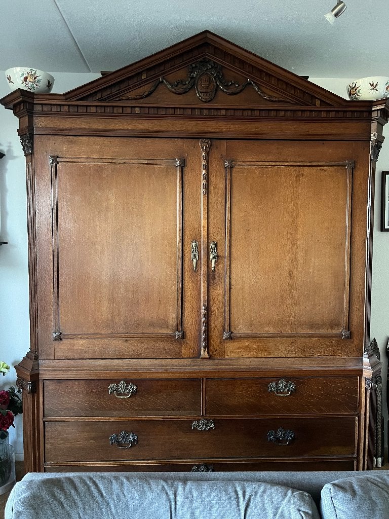 Kabinet antiek, Ophalen