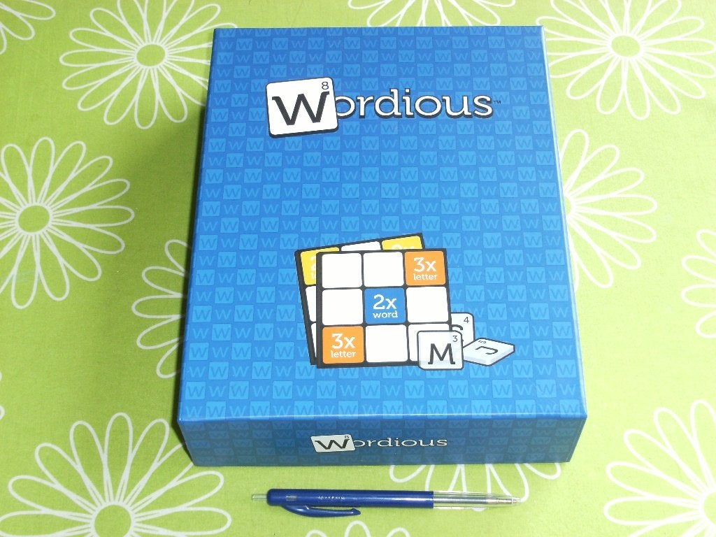 Wordious - een uniek woordspel, Een of twee spelers, Ophalen of Verzenden, Zo goed als nieuw