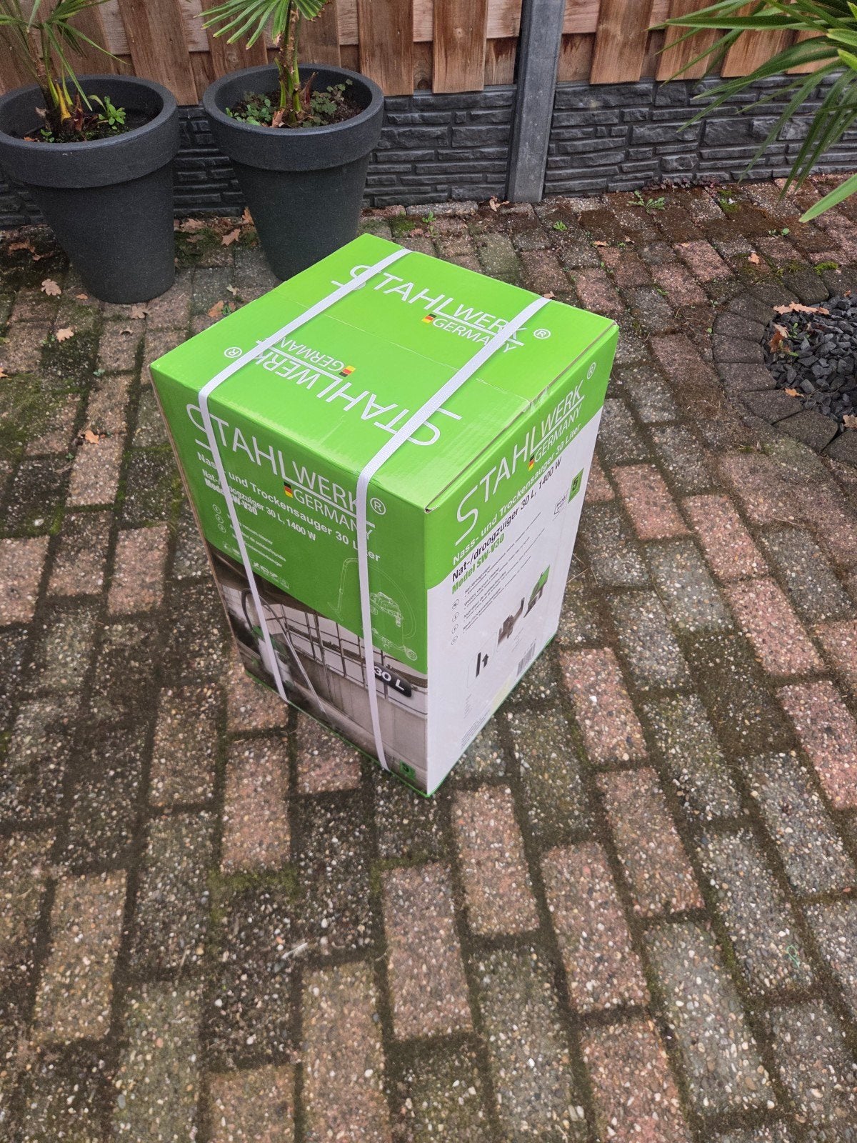 Stahlwerk Germany SW-V30 Nat-/Droogzuiger 30L 1400W, Nieuw, Ophalen of Verzenden, Industriële stofzuiger, Reservoir