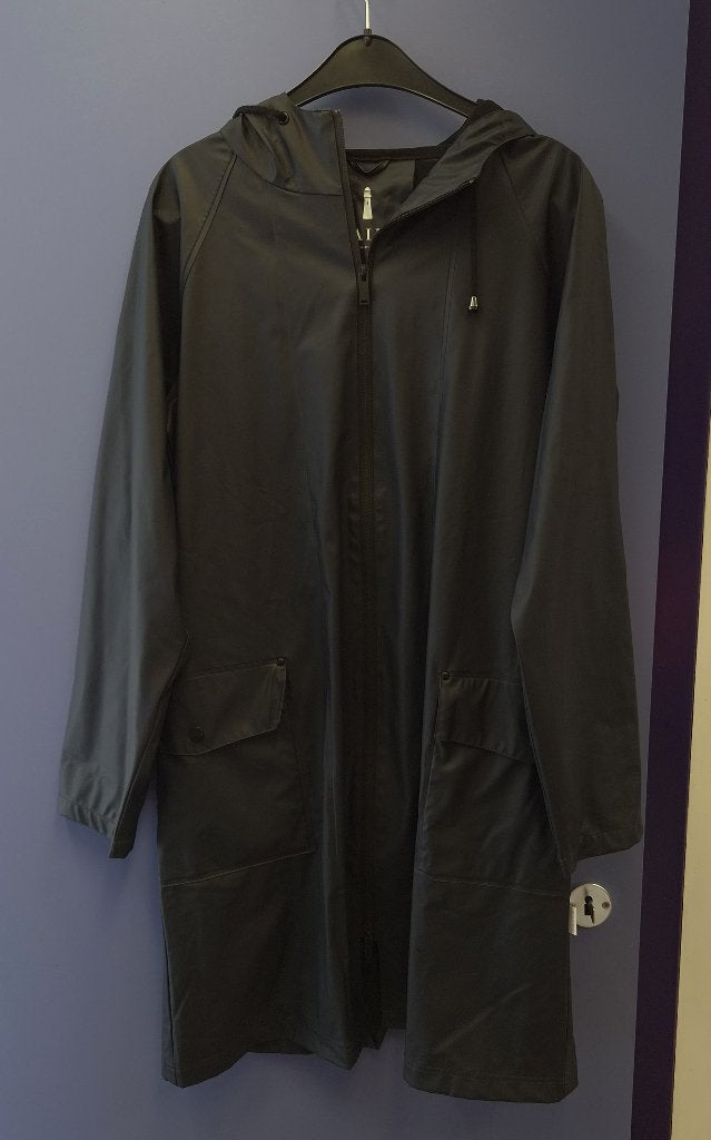 Rains regenjas M/L zwart waterproof dames lang artnr 51646
