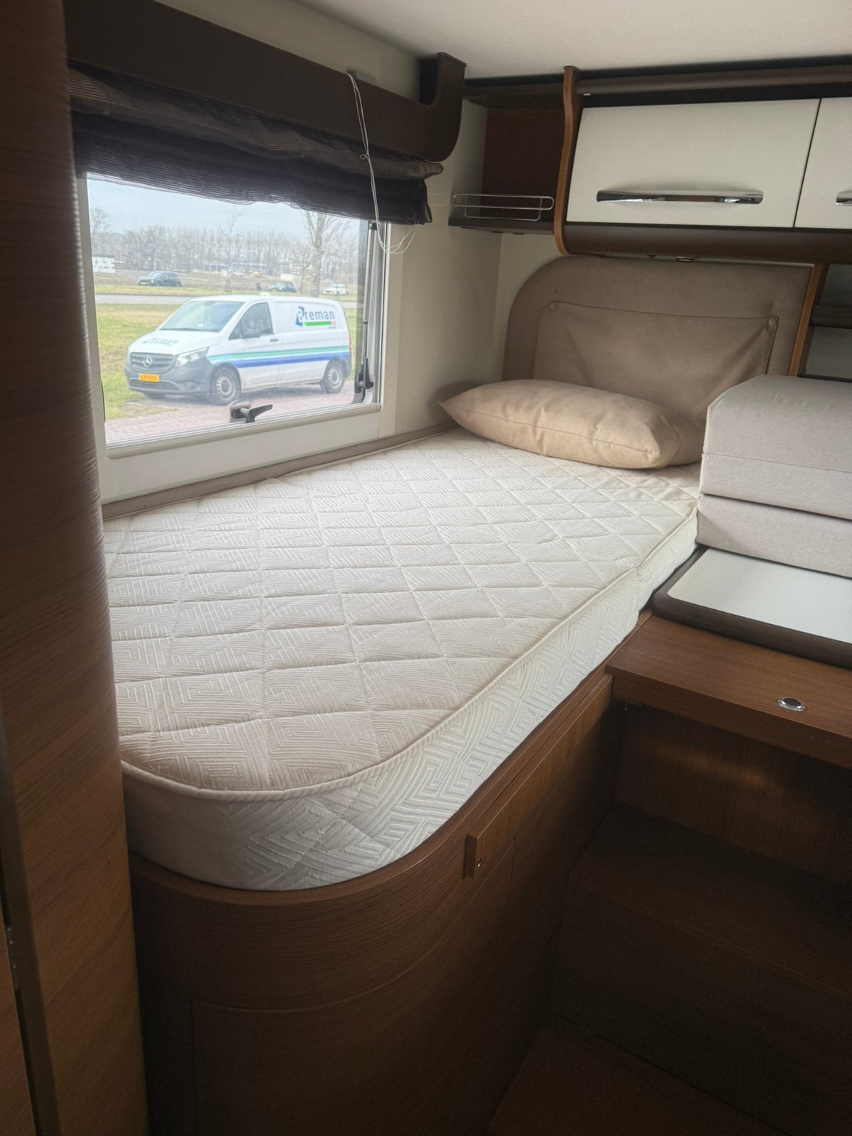 Foto 6 van Elnagh Magnum 30 zeer nette camper