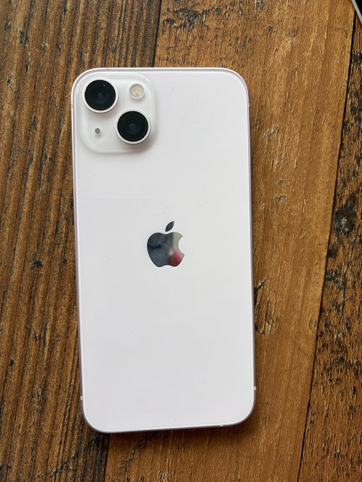 Apple iPhone 13 - 128 GB - roze - Zo goed als nieuw