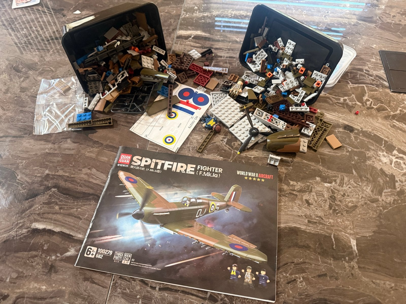 Nep Lego Spitfire Jachtvliegtuig WO2 met 3 Poppetjes, Ophalen of Verzenden, Zo goed als nieuw, Overige merken