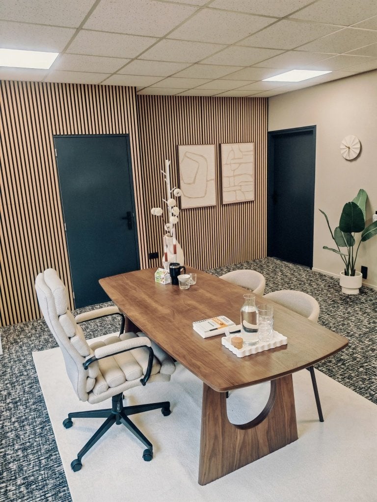 Moderne praktijkruimte kantoorruimte 25M2 Ruinerwold Meppel, Zakelijke goederen, 25 m², Huur, Kantoorruimte