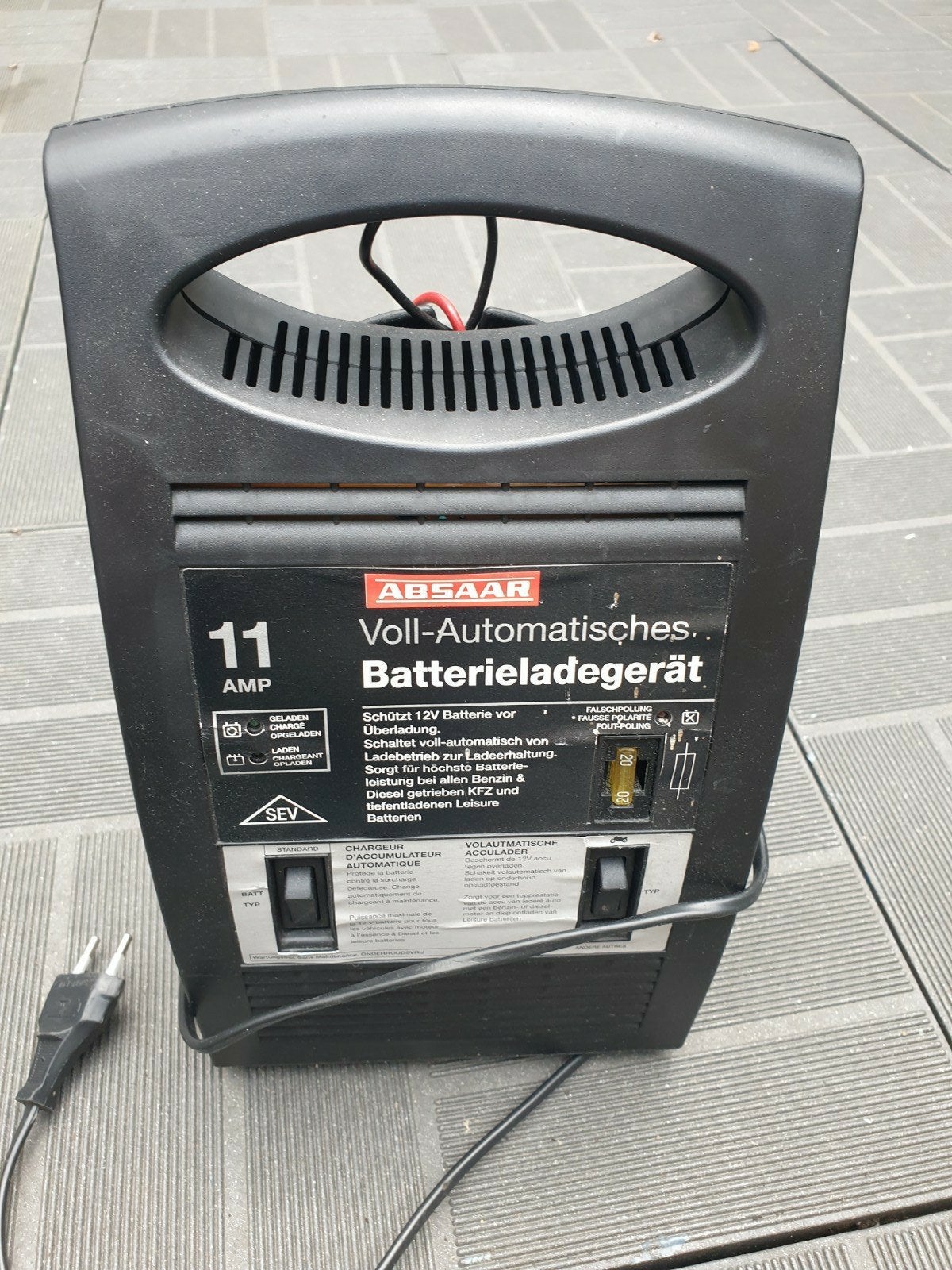 Absaar Automatische Acculader 12V – 11A, Ophalen of Verzenden