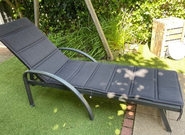 Ligbed inclusief kussen - PR Design, Tuin en Terras, Ophalen, Gebruikt, Aluminium, Verstelbaar