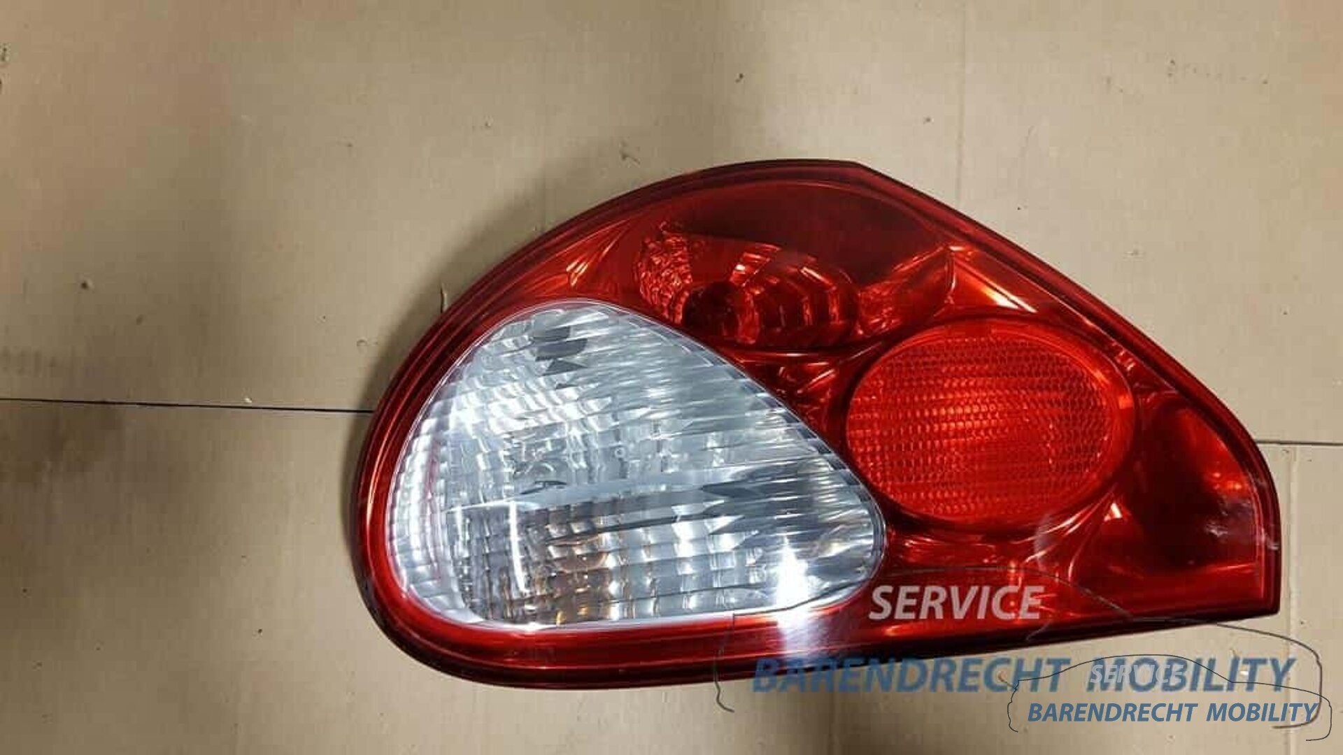Achterlicht Jaguar X type links origineel nette staat gebrui, Gebruikt, Abbey Road, Whitley 1
CV3 4LF  Coventry, Jaguar, Jaguar Land Rover Limited