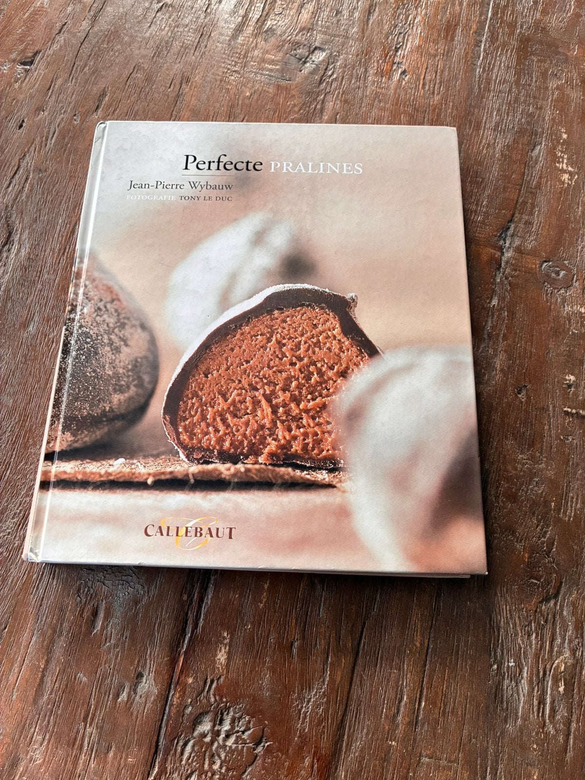 Kookboek Perfecte pralines Jean-Pierre Wybauw, Ophalen of Verzenden, Zo goed als nieuw