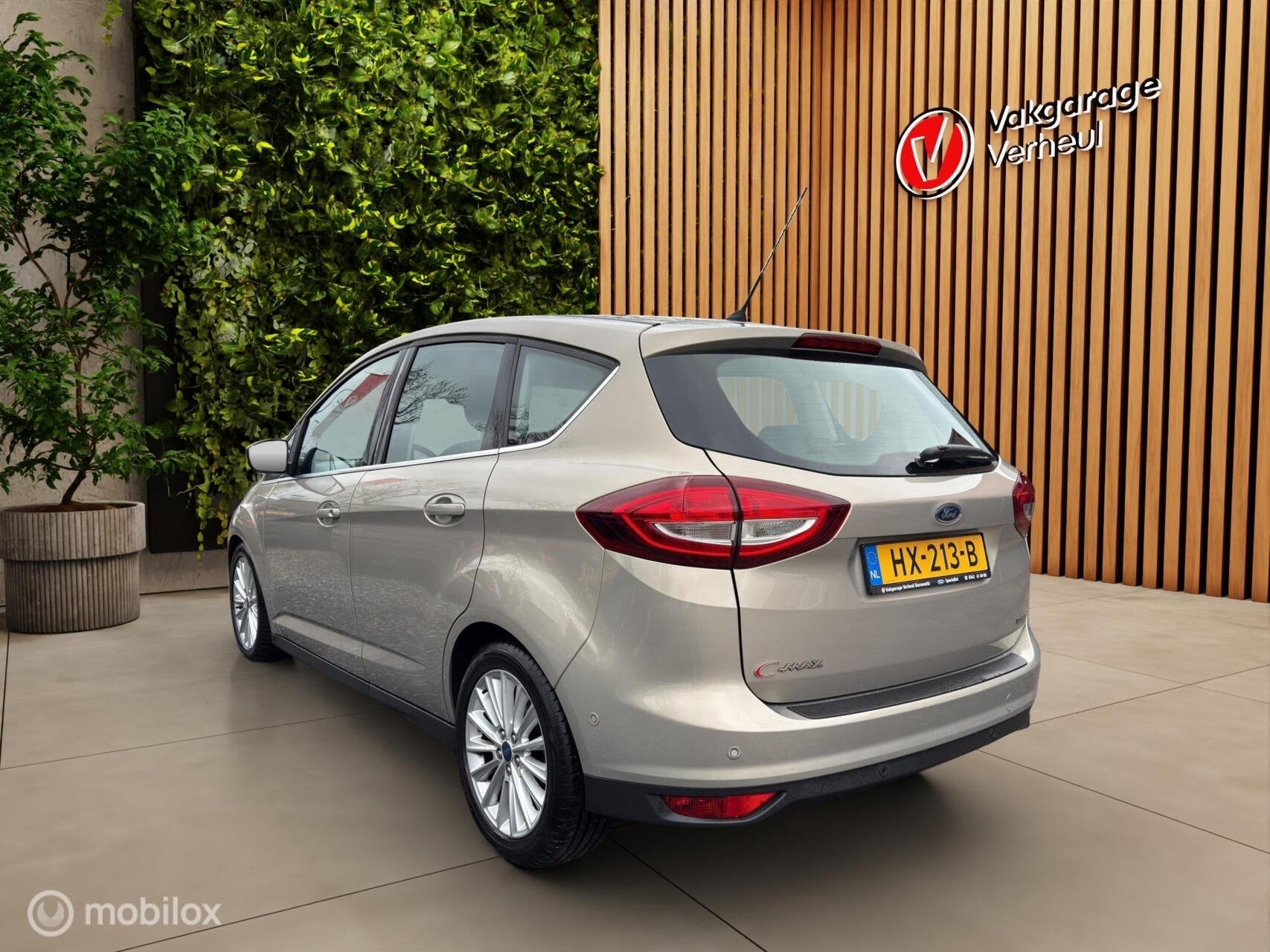 Ford C-Max 1.0 Titanium 125Pk ✅Navi ✅Boekjes ✅Nap, Auto's, Dealer onderhouden, 125 pk, Gebruikt, Euro 6