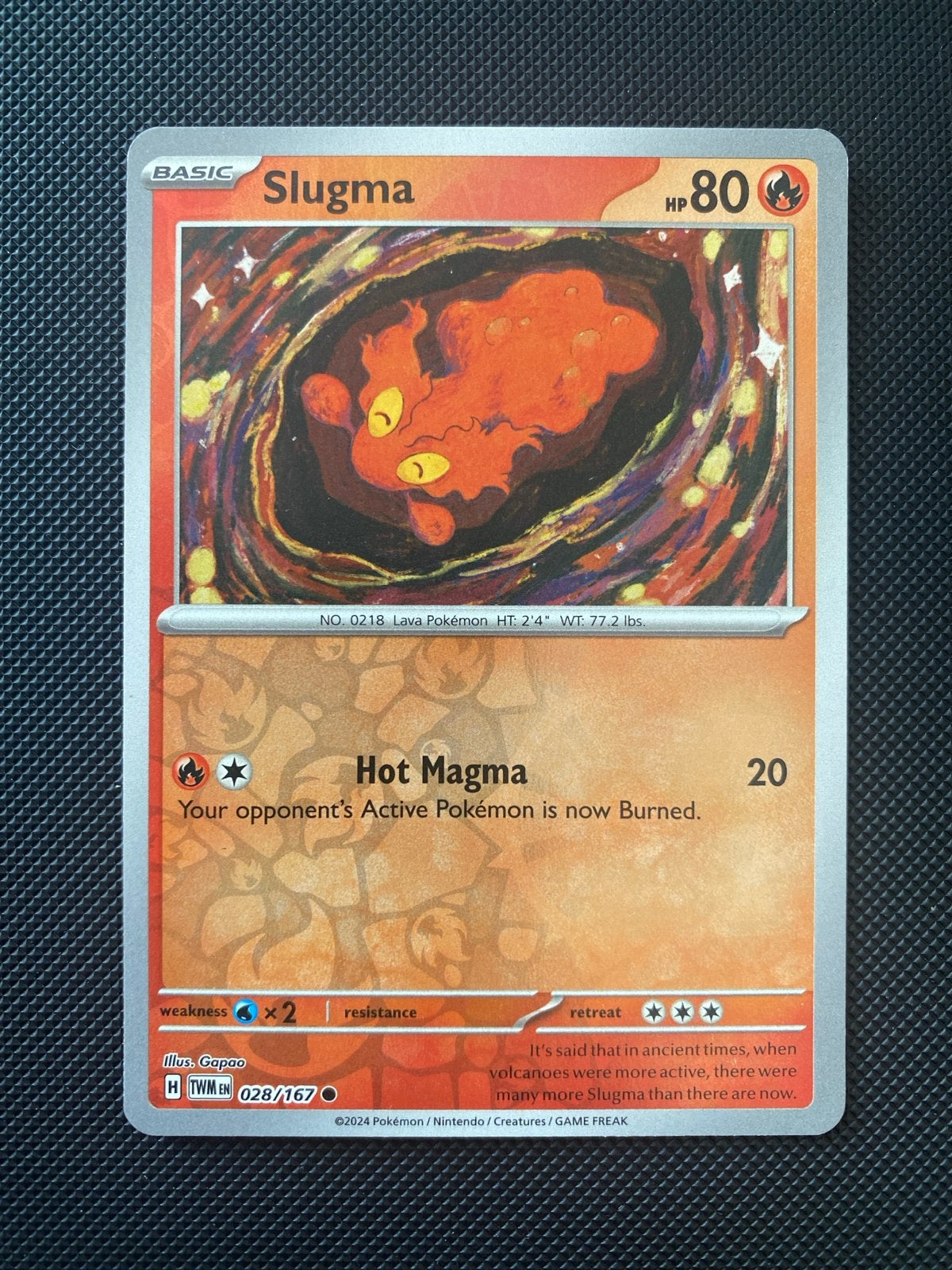 Slugma 028/167 Reverse Holo Twilight Masquerade, Ophalen of Verzenden, Zo goed als nieuw, Losse kaart, Foil