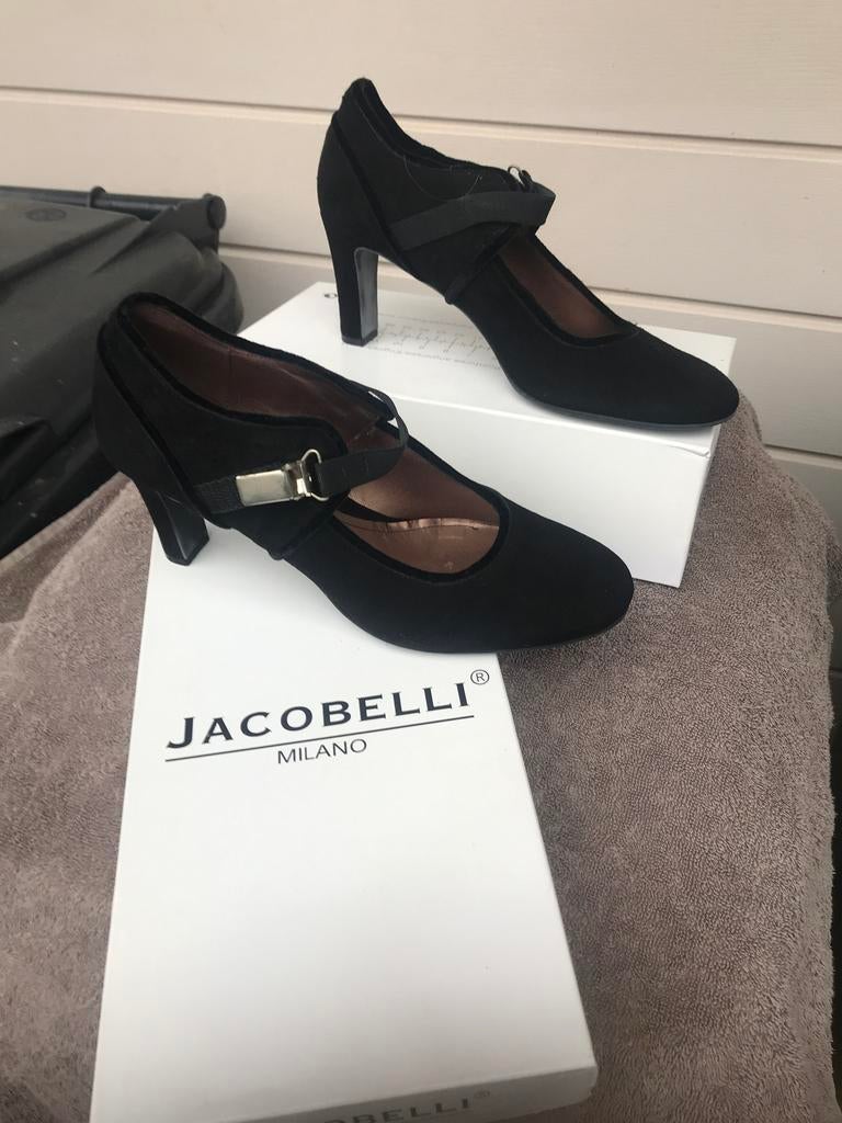 Zwarte schoenen maat 39 nieuw !!, Kleding | Dames, Schoenen, Ophalen of Verzenden, Nieuw, Zwart, Schoenen met hoge hakken