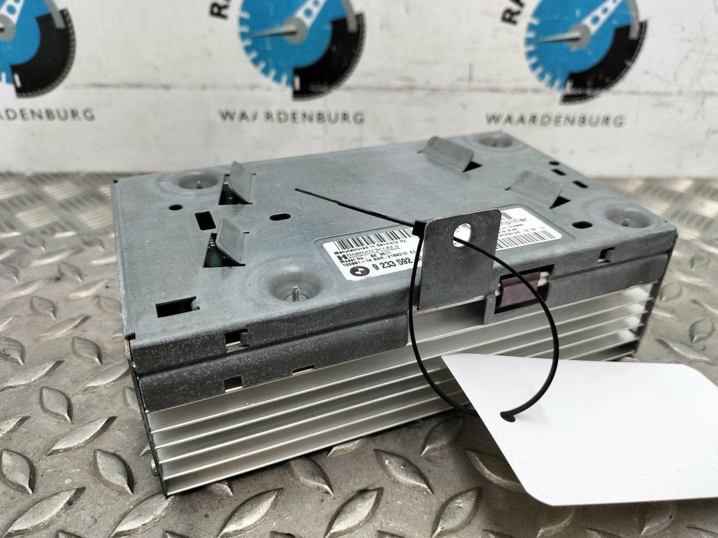 BMW 5 SERIES 525d High Executive  VERSTERKER UNIT AUDIO 9233, Ophalen of Verzenden, Gebruikt, Stiba lid