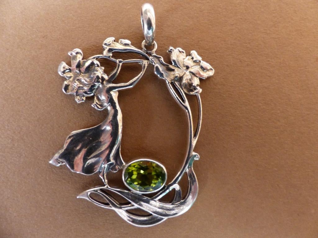 Mooie Zilveren Jugendstil Hanger met Peridot, Verzenden, Zilver, Hanger, Met edelsteen