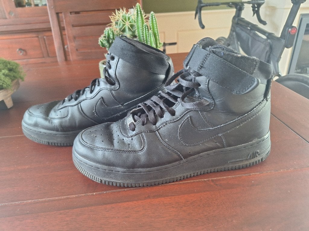 Airforce 1 Nike hoog model zwart 42,5, Kleding | Heren, Schoenen, Verzenden, Zwart, Nike, Sneakers of Gympen