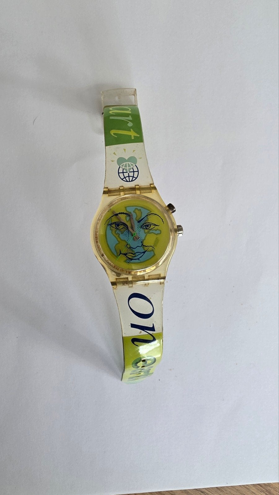 Swatch Gent Loomi 'Heart on Earth' (modelnummer GK900), Gebruikt, Polshorloge, Swatch, Kunststof