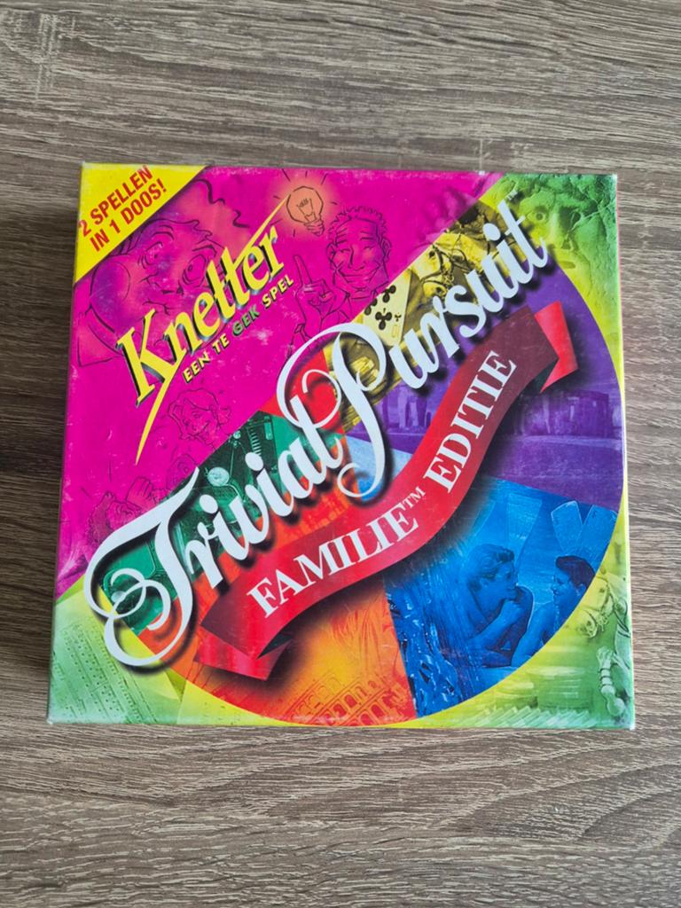 Knetter & Trivial Pursuit Familie Editie - 2 spellen in 1, Hobby en Vrije tijd, Gezelschapsspellen | Bordspellen, Vijf spelers of meer
