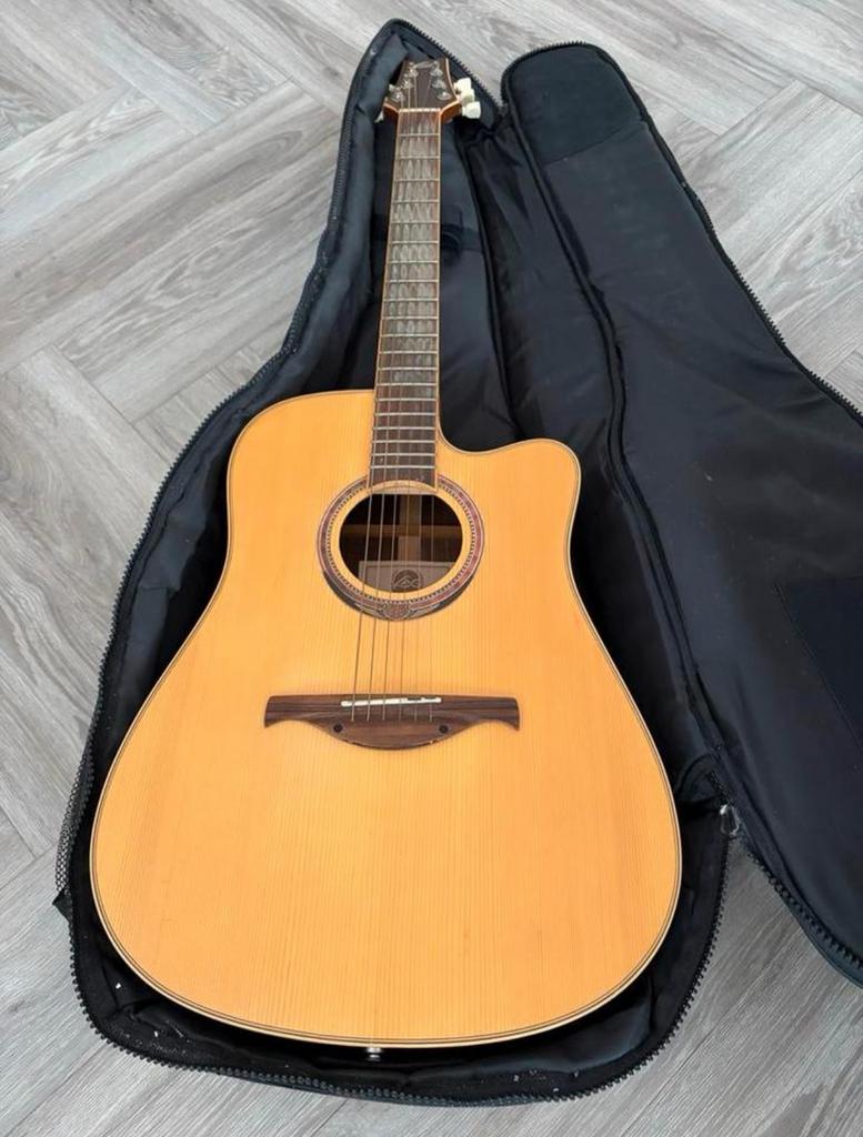 LAG Winter 400DCE - semi-akoestische gitaar inclusief tas, Ophalen of Verzenden, Gebruikt, Western- of Steelstringgitaar