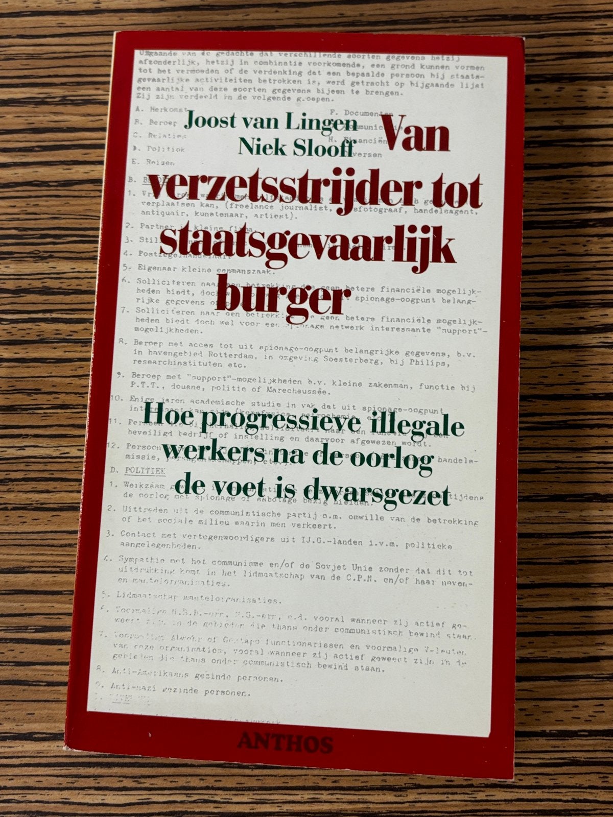 Van verzetsstrijder tot staatsgevaarlijk burger, Ophalen of Verzenden, Tweede Wereldoorlog, Zo goed als nieuw