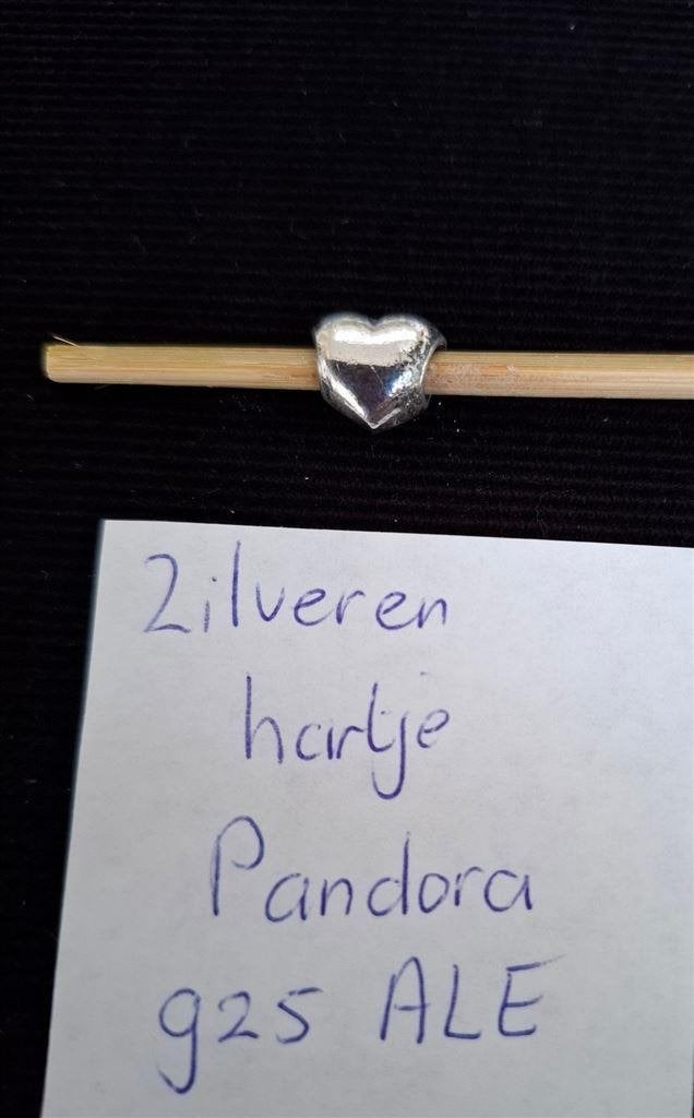 Pandora zilveren hartje, 925 ALE, Gebruikt, Pandora, Ophalen of Verzenden, 1 bedel
