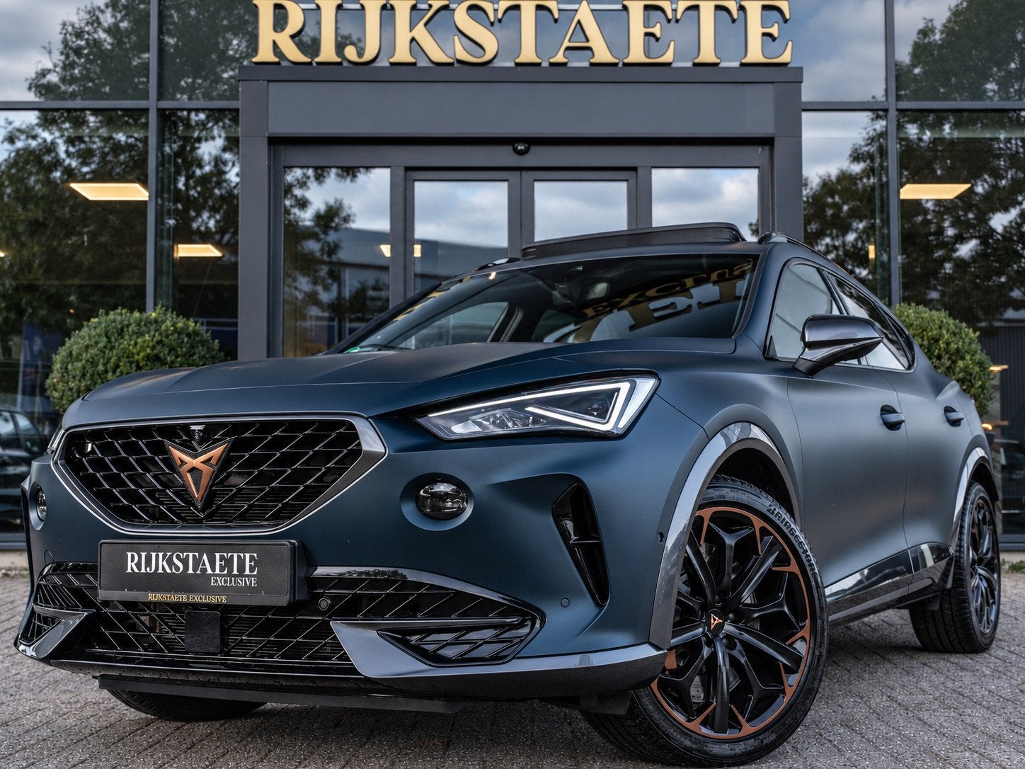 CUPRA Formentor 2.0 TSI 4DRIVE|PANO|BEATS|ACC|SFEER|360|19'', Auto's, Automaat, Dealer onderhouden, Verwarmde buitenspiegels, 4 cilinders