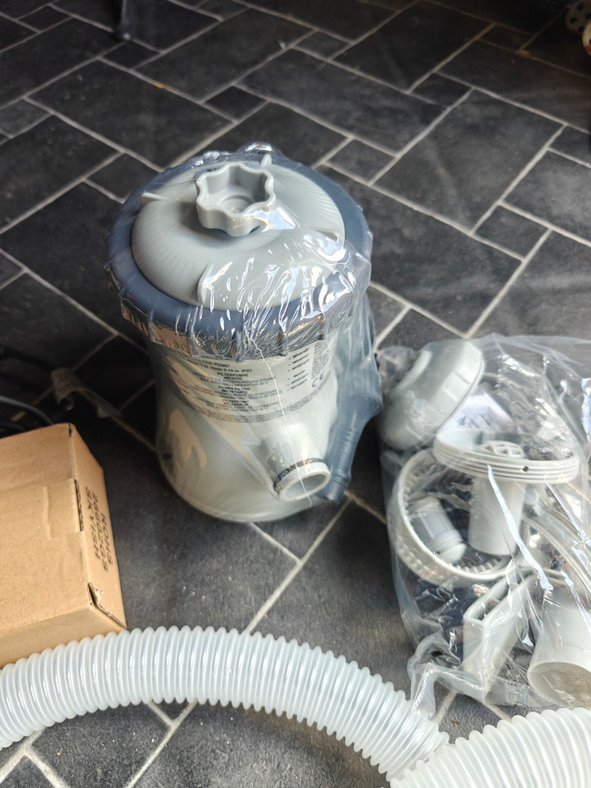 Nieuwe Intex Krystal Clear filterpomp (Model 602G), Tuin en Terras, Zwembad-toebehoren, Ophalen of Verzenden, Nieuw, Zwembadpomp