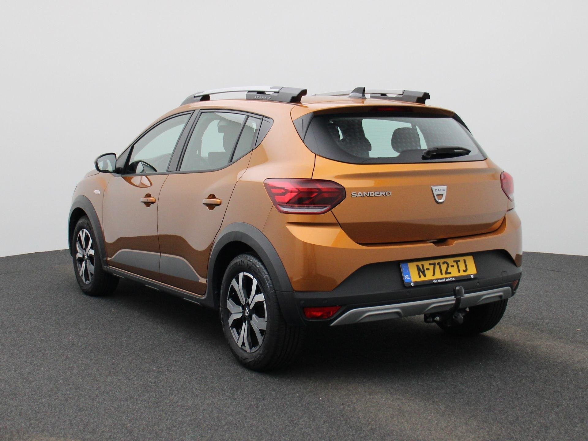 Dacia Sandero Stepway 1.0 TCe 90 Comfort | Trekhaak | Pack E, Auto's, Voorwielaandrijving, Euro 6, Overige kleuren, Origineel Nederlands