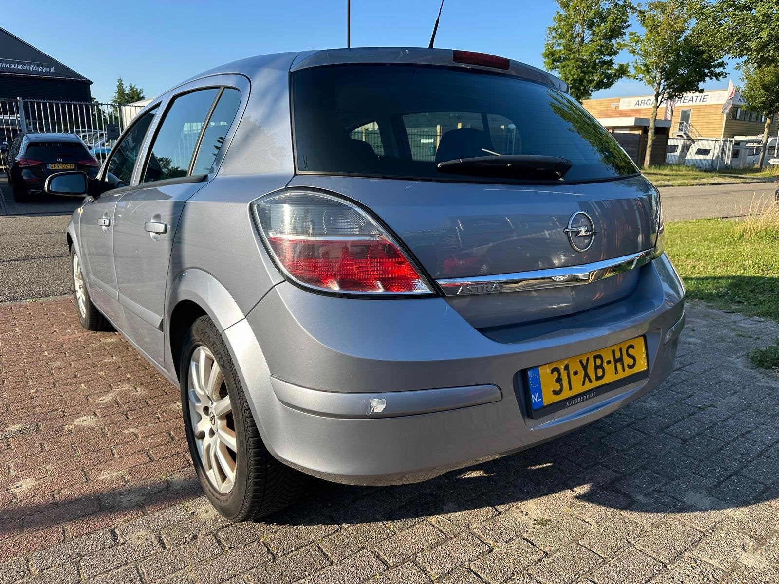 Opel Astra 1.6 Temptation AUTOMAAT, Gebruikt, 4 cilinders, 635 kg, 116 pk
