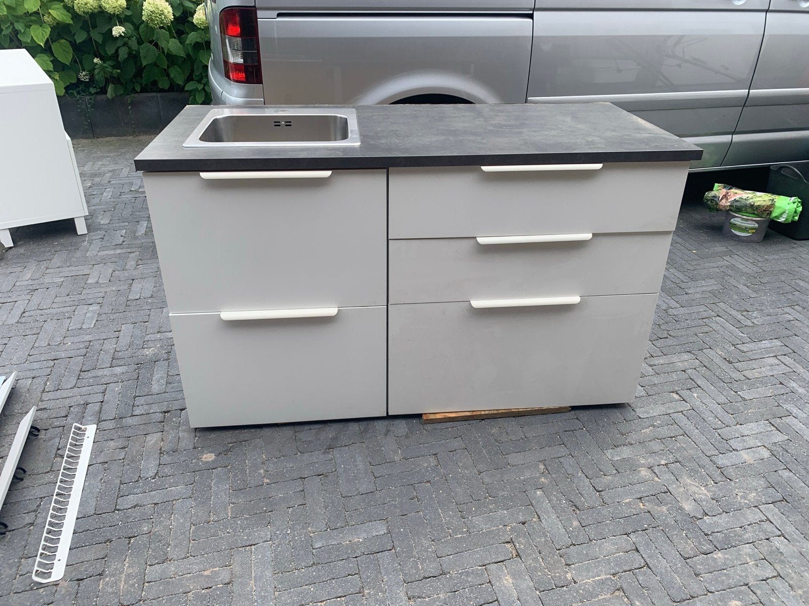 IKEA Keukenblok met spoelbak, sifon, ophangrail en plint, Huis en Inrichting, Keuken | Complete keukens, Ophalen, Gebruikt, Wit