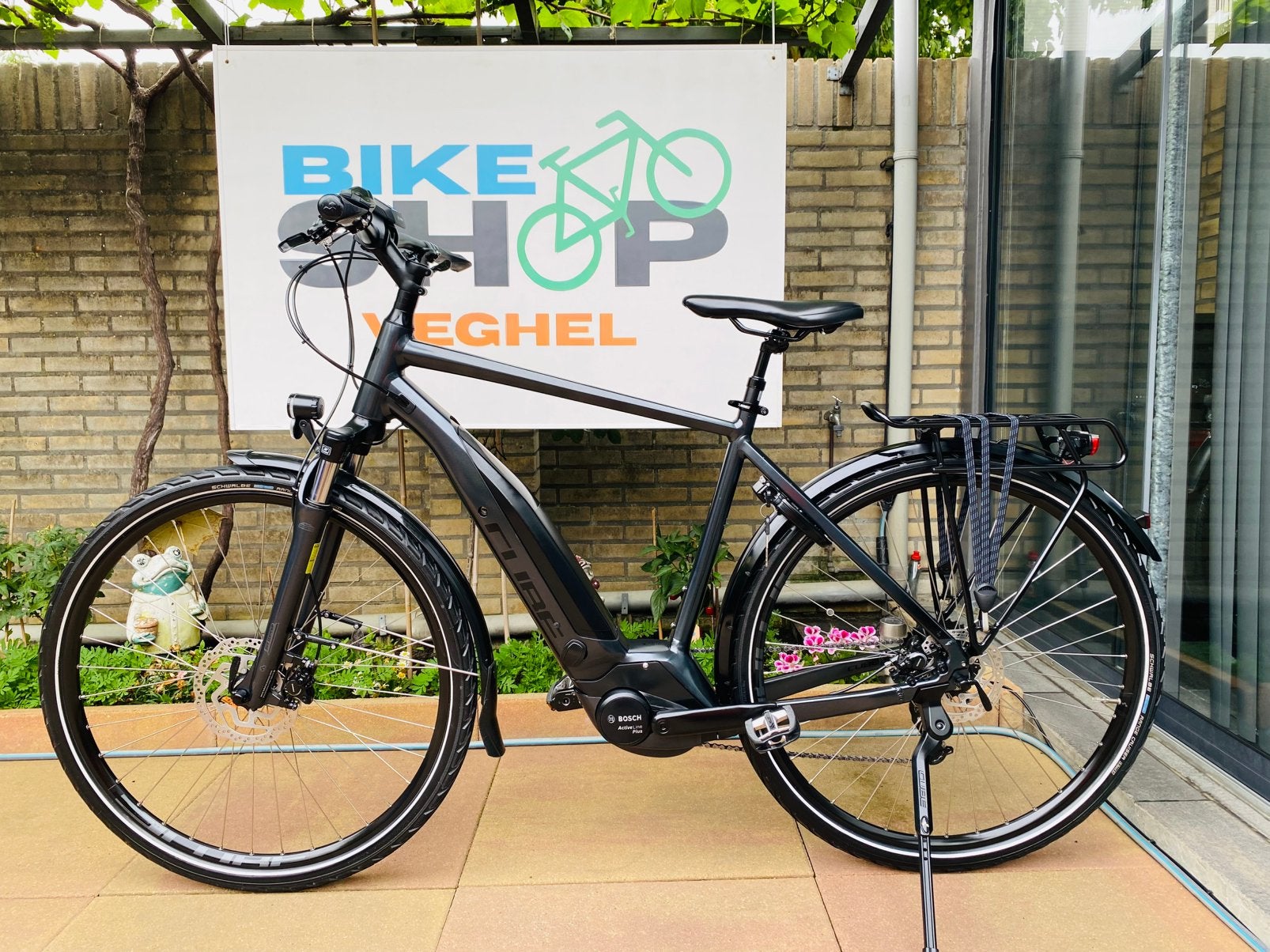 Cube Touring Bosch Middenmot Active Line Plus. Km 3025. H54, Ophalen of Verzenden, Zo goed als nieuw, 5467kc, 55 tot 59 cm