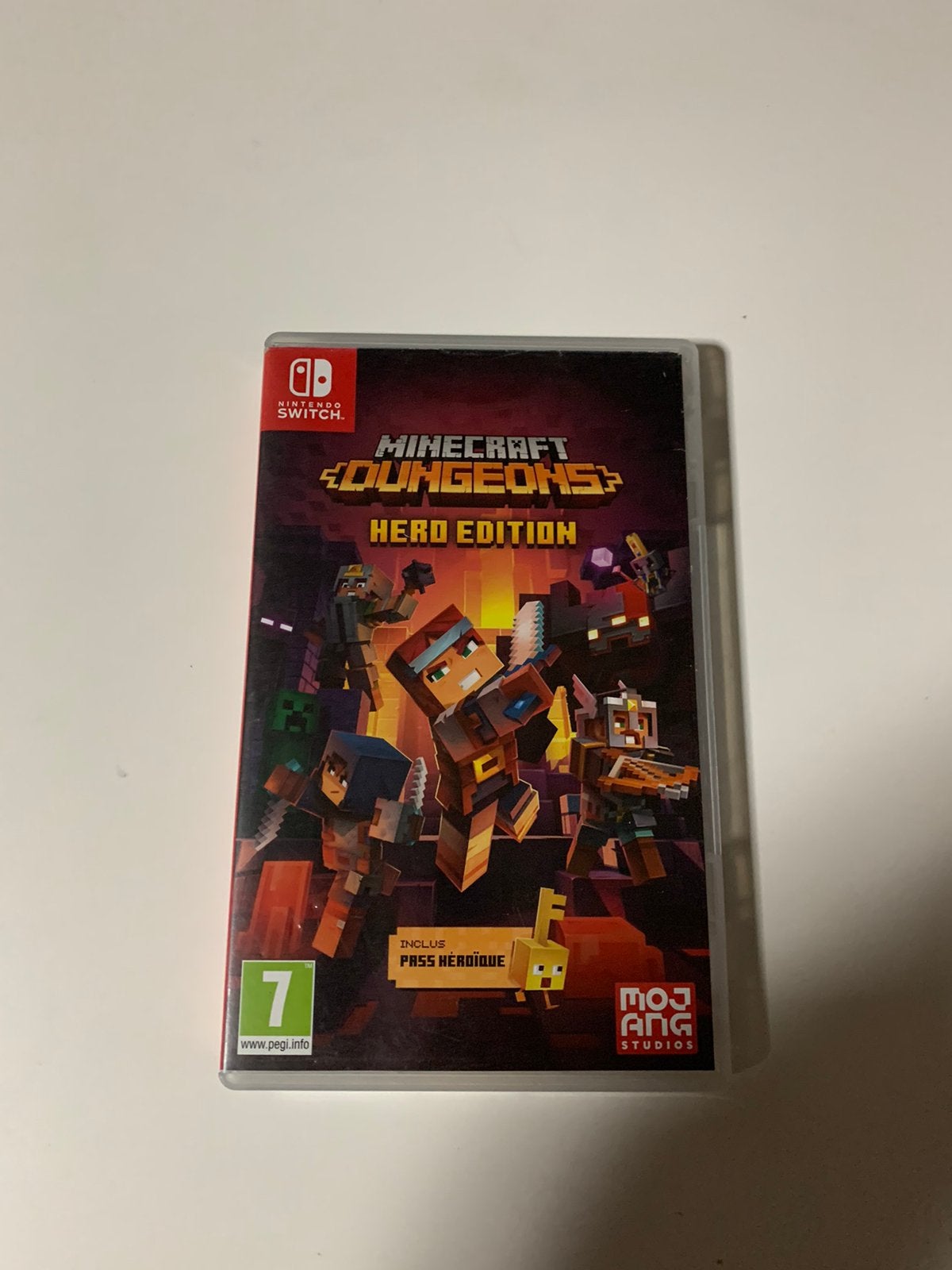 Minecraft Dungeons Hero Edition | Nintendo Switch, Spelcomputers en Games, Games | Nintendo Switch, Avontuur en Actie, 1 speler
