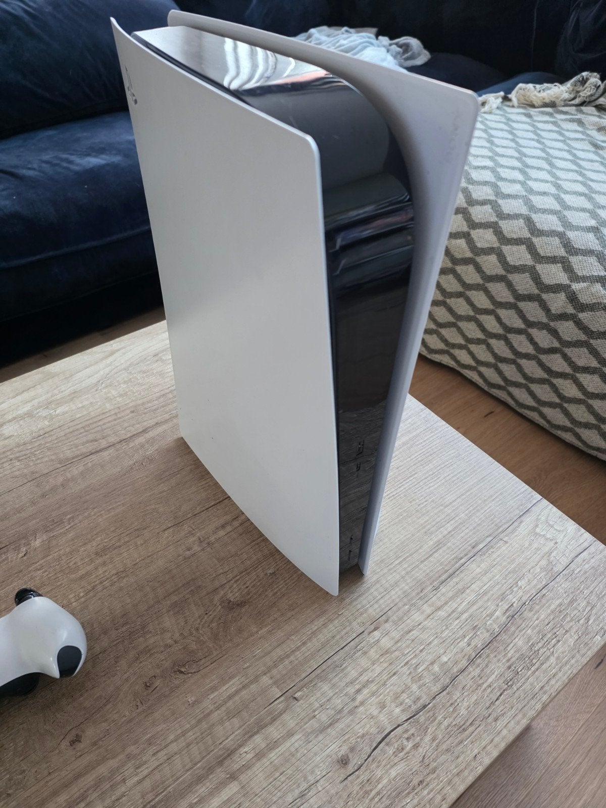 Playstation 5  inclusief 2 controllers Z.G.A.N.