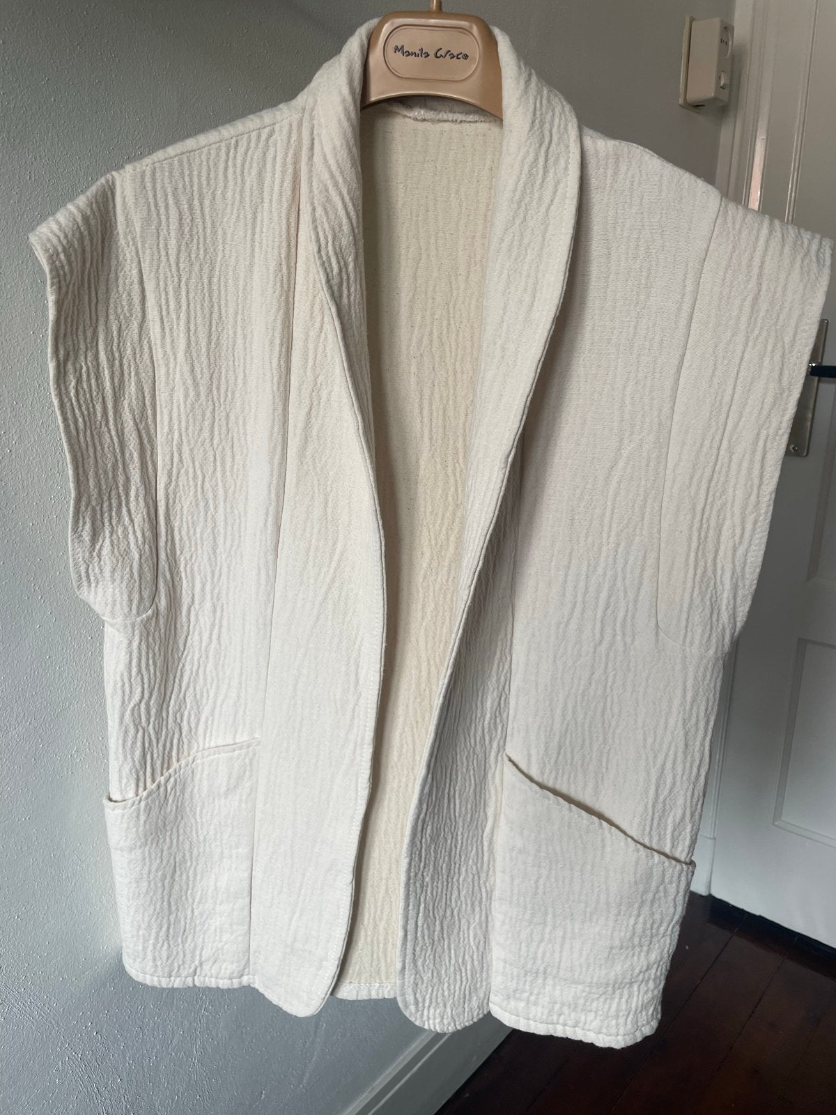 Modieus Crèmekleurig Gilet - Made in Italy, Ophalen of Verzenden, Gedragen