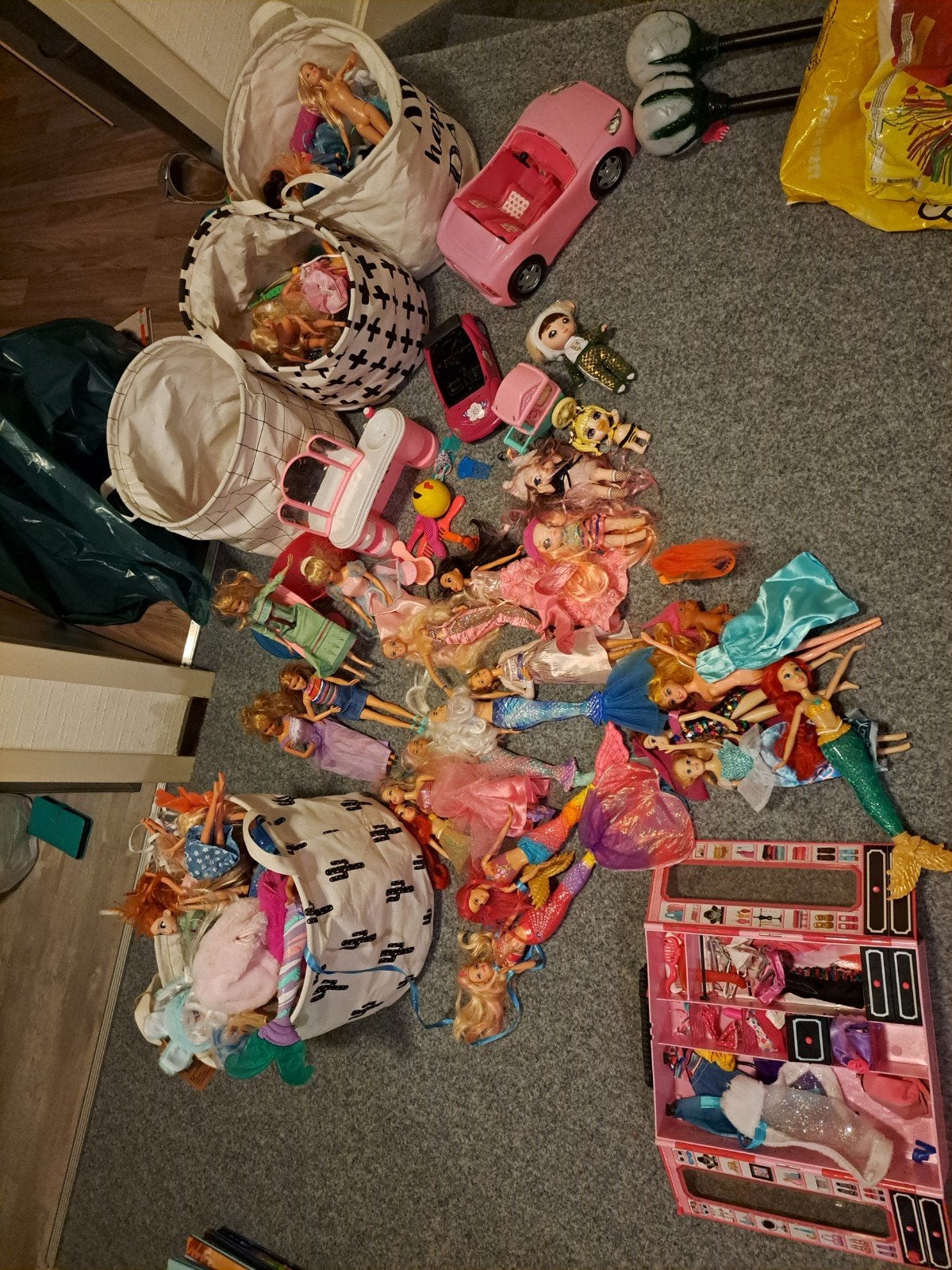 barbie en accessoires, Ophalen, Gebruikt