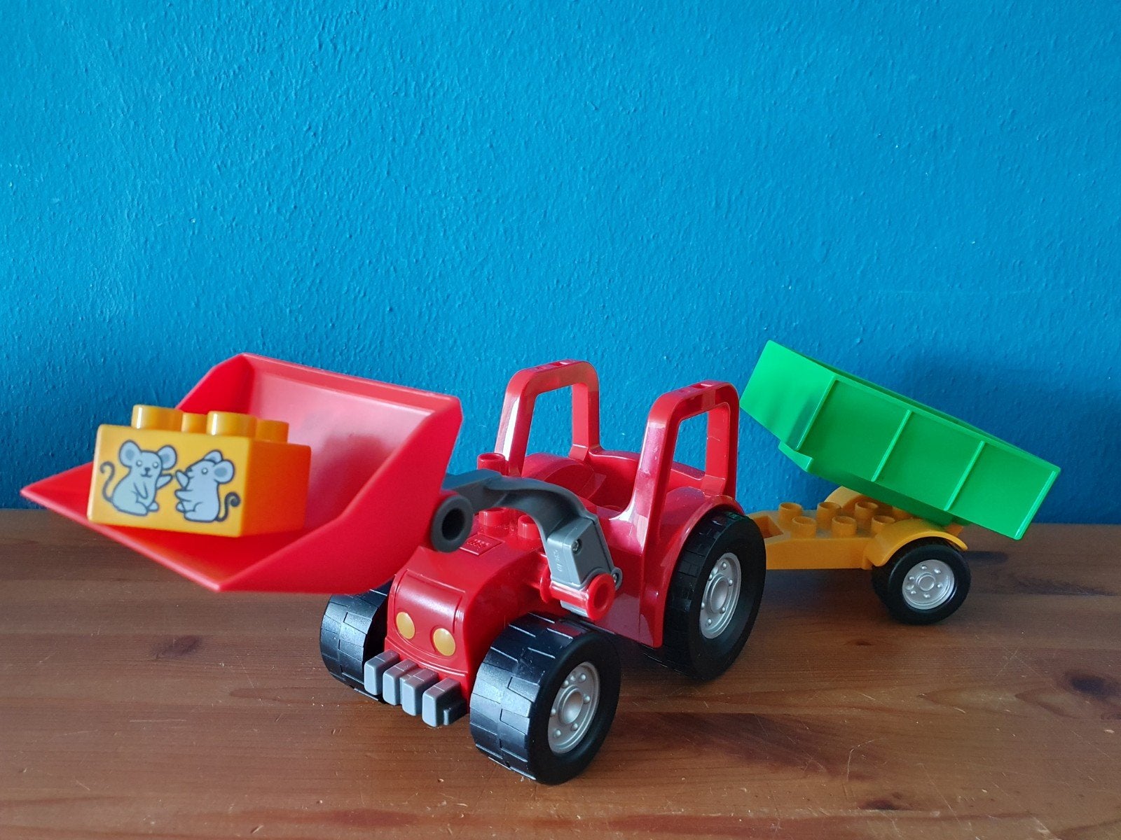 Duplo Tractor met aanhanger en voorlader, Ophalen of Verzenden, Zo goed als nieuw, Duplo