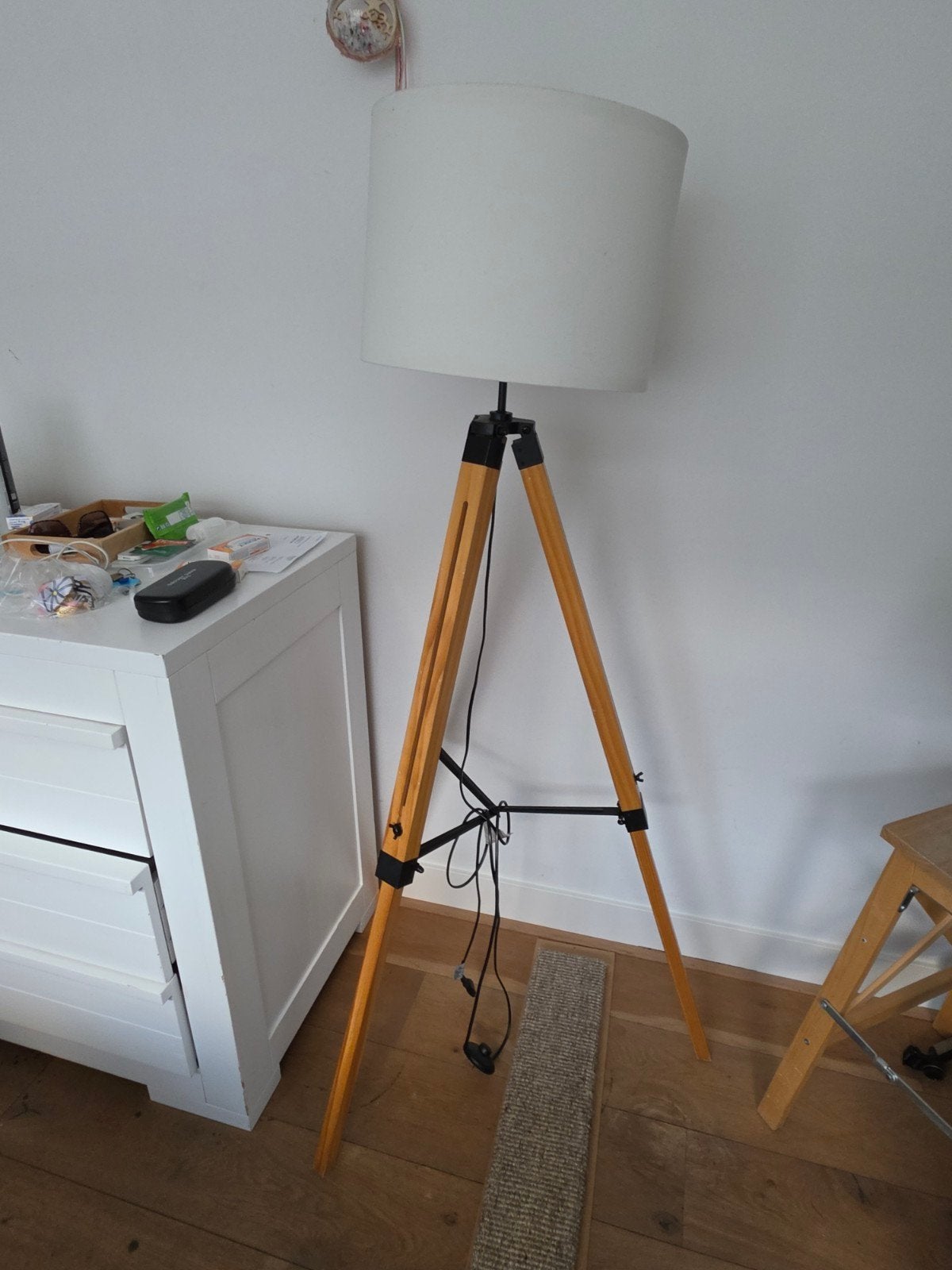 2x Staande lamp hout met kap - gratis ophalen!, Gebruikt, Modern, Scandinavisch, 150 tot 200 cm, Textiel