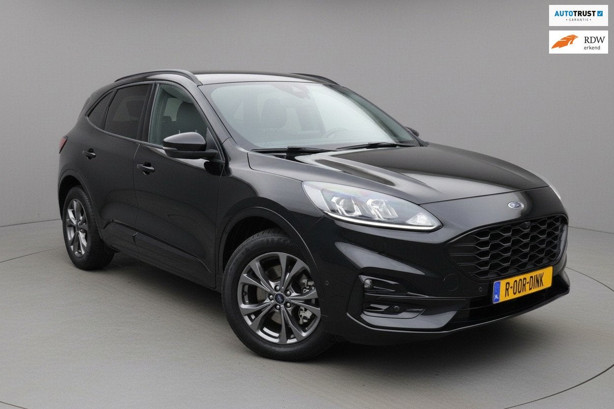 Ford Kuga ST-Line|Carplay|Parkeerhulp|Blind-Spot, Gebruikt, Zwart, Origineel Nederlands, Bedrijf