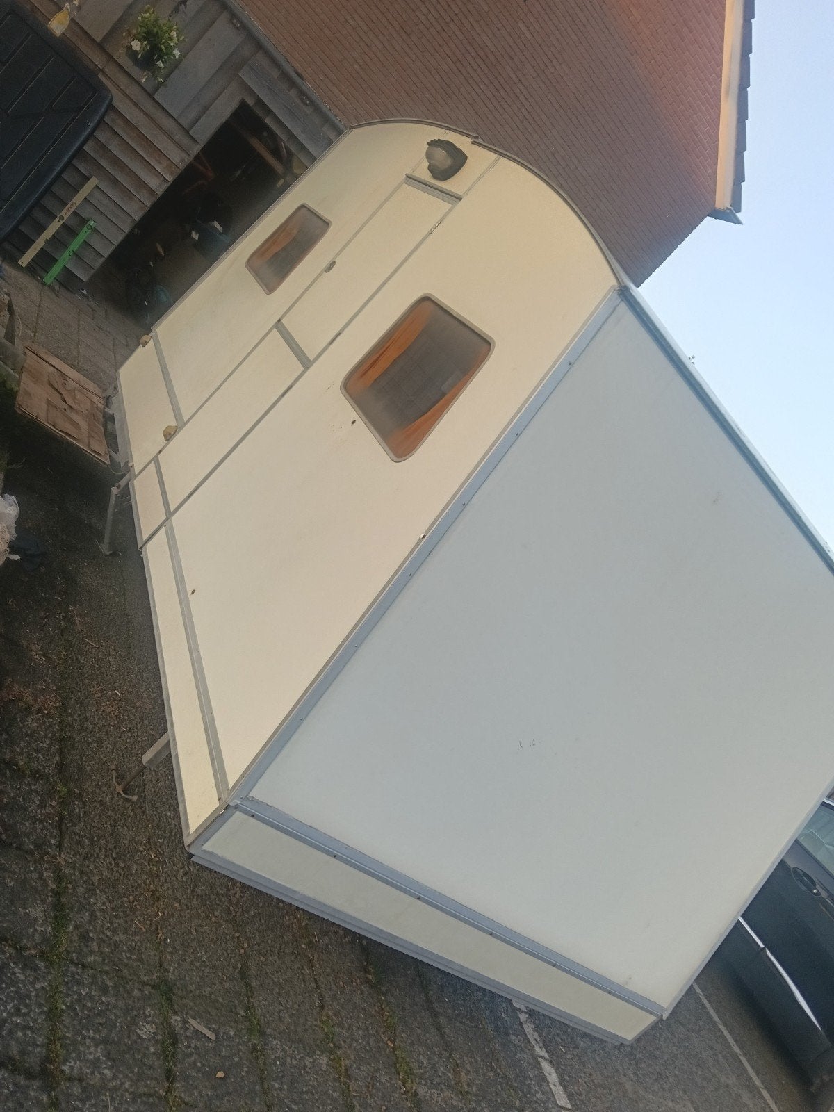 Compacte Rapido klapcaravan, Ophalen