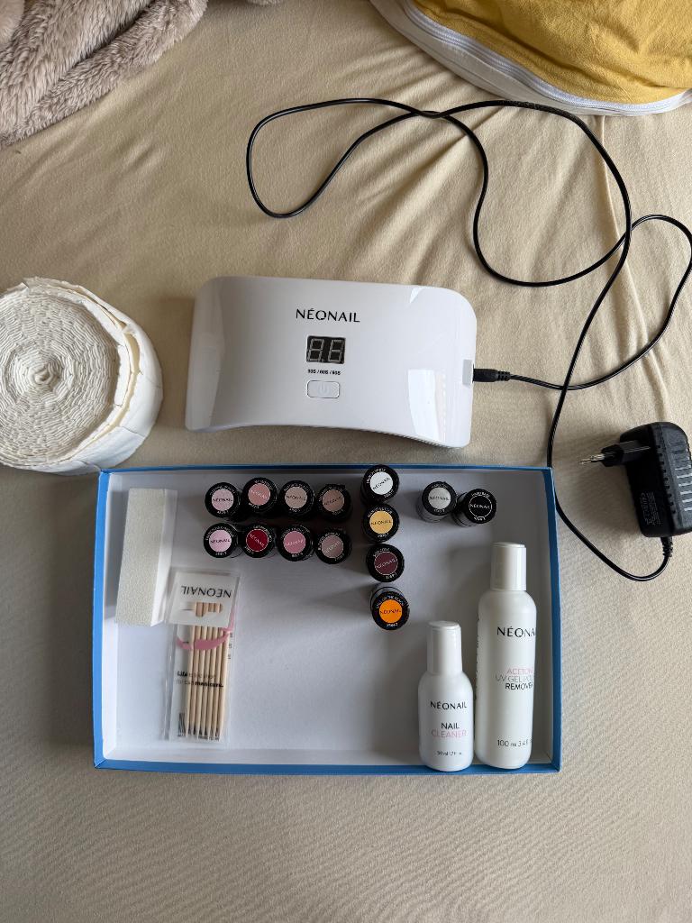 Neonail UV lamp met kleuren en extras, Gebruikt, Wit, Ophalen of Verzenden, Handen en Nagels