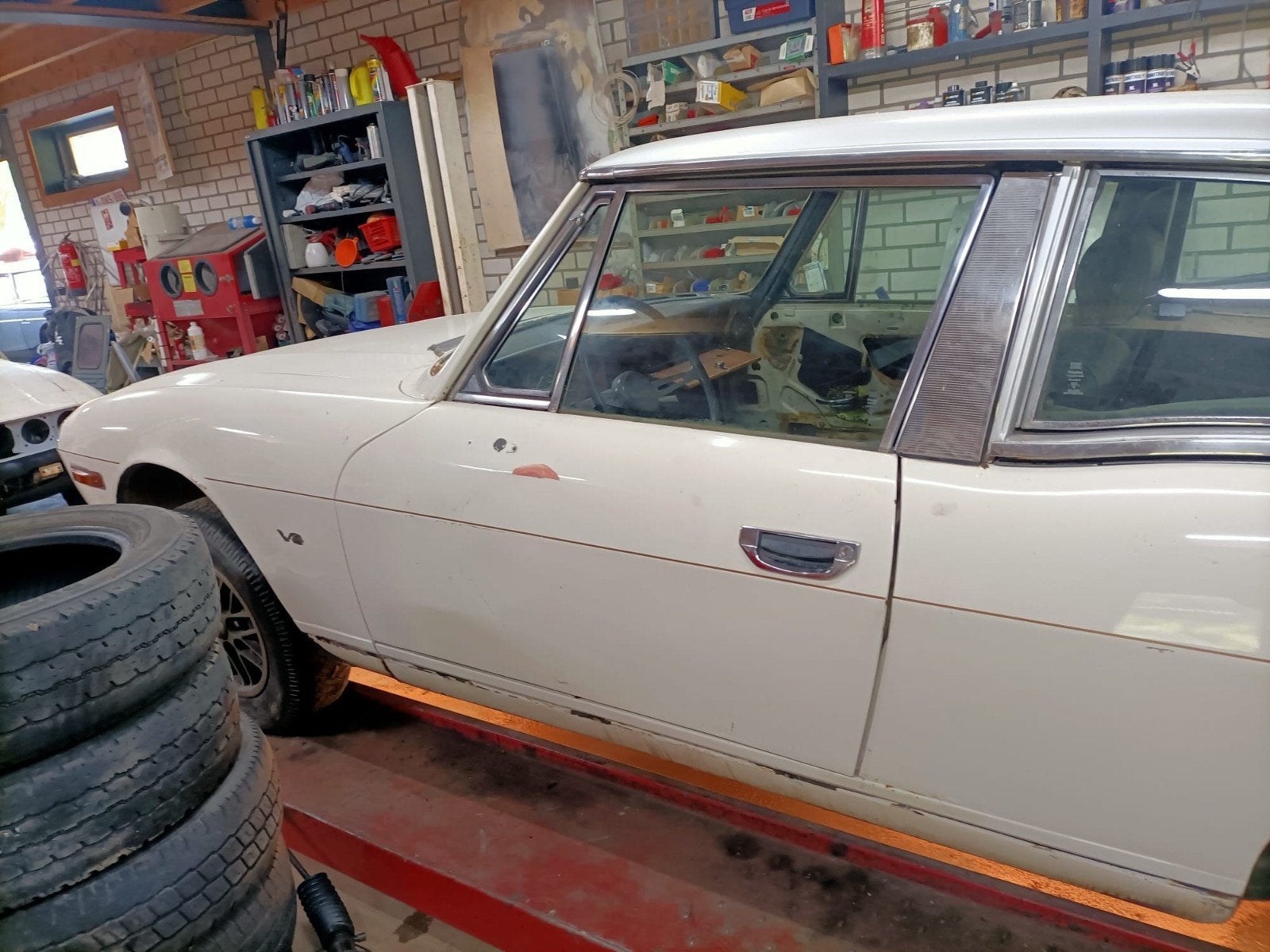 Twee Triumph Stag, foto 12