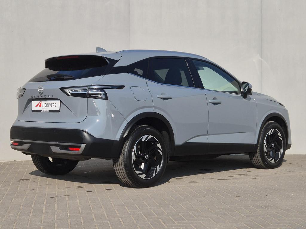 Nissan Qashqai 1.3 MHEV Xtronic N-Connecta / Facelift Model, Euro 6, 4 cilinders, 1365 kg, Bedrijf