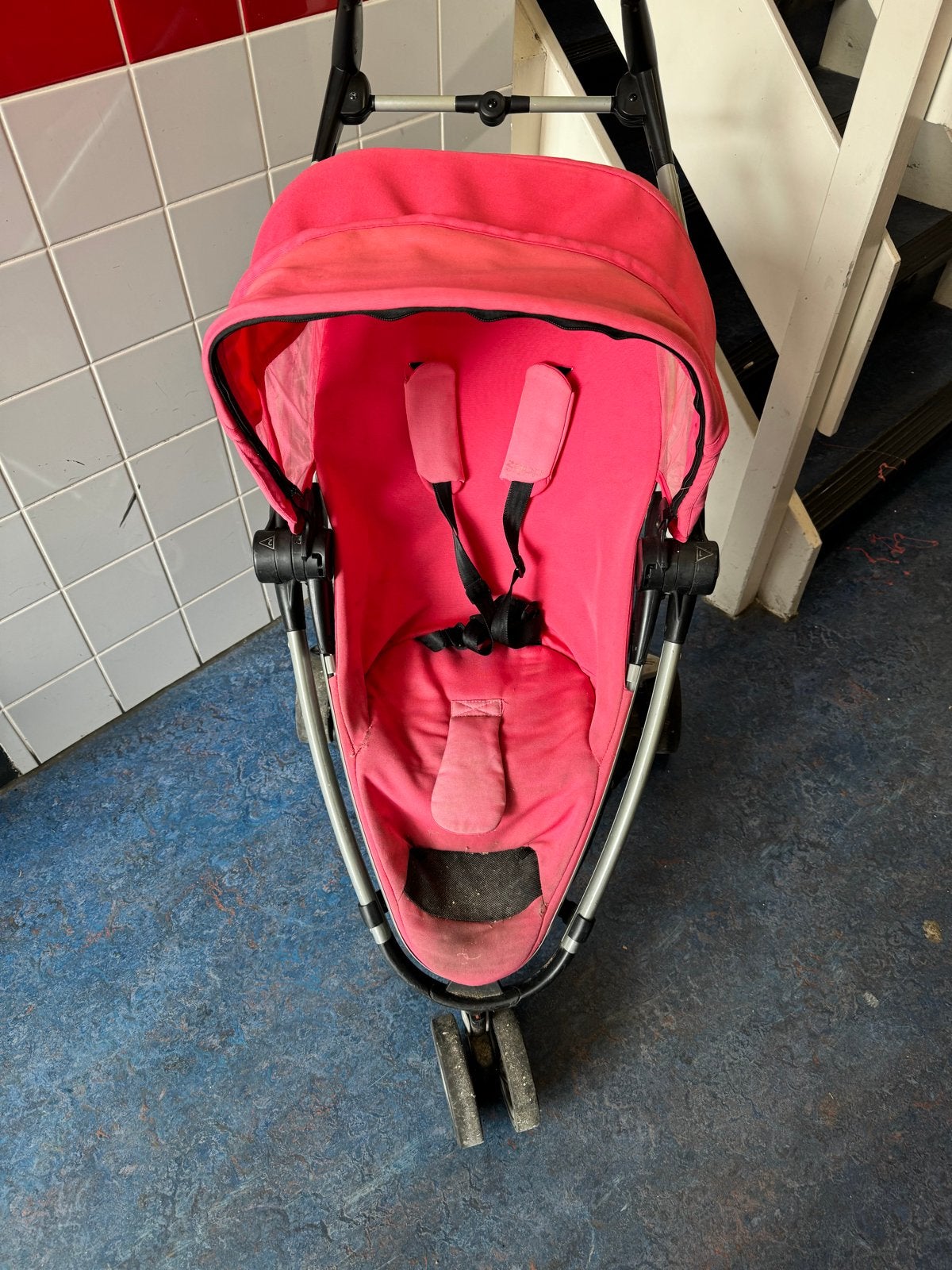 Quinny Zapp Extra met regenhoes - Roze, Ophalen of Verzenden, Gebruikt, Quinny, Regenhoes